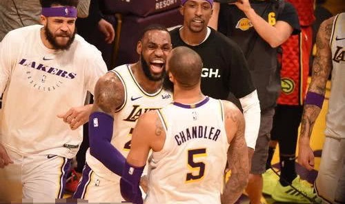  康利关键球能力再度验证，爵士老控卫助队险胜丹佛高原军团